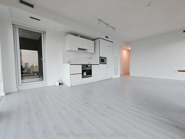 238 Simcoe St #3604 — Photo 3