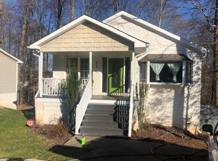 4680 Coltsfoot Rd, Greensboro, NC 27455