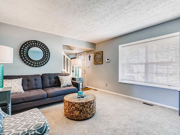 3rd image of 4769 Leybourne Dr