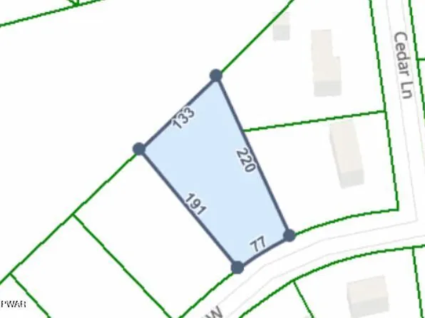 White Oak Dr, Tannersville, PA 18372