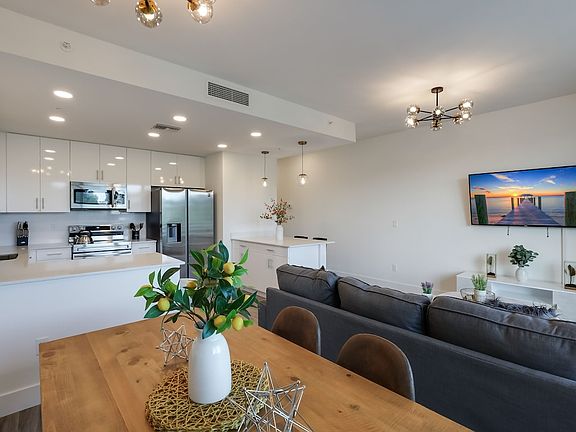 3rd image of 1703 N Tamiami Trl Unit 301