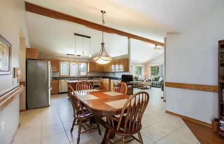 19430 Lisadell Dr — Photo 4