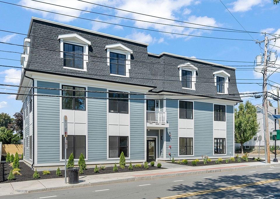 1st image of 260 Elm St