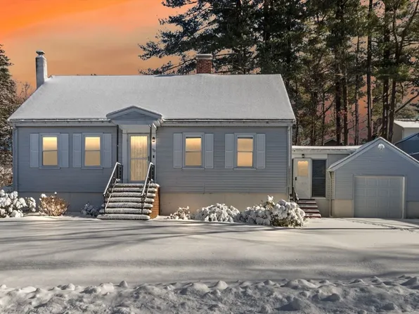70 Hillwood Ave, Stoughton, MA 02072