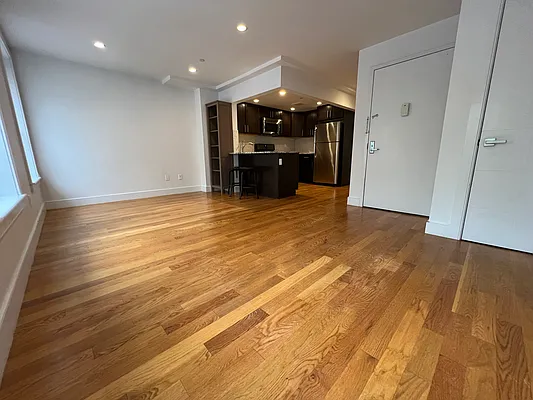 Rented by Oxford Property Group | media 6