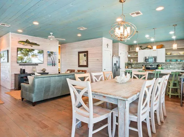 2727 S 11th St, Pt Aransas, TX