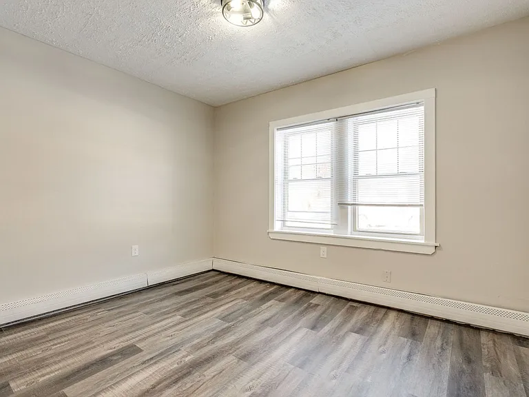 3209 Archwood Avenue 3773 West 33rd St — Photo 15