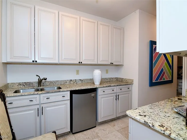 32049 Gates Mills Blvd — Photo 16