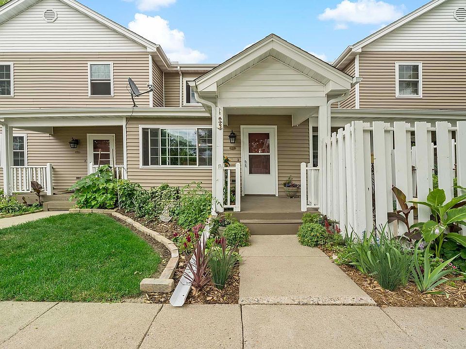 1st image of 815 Headley Ct