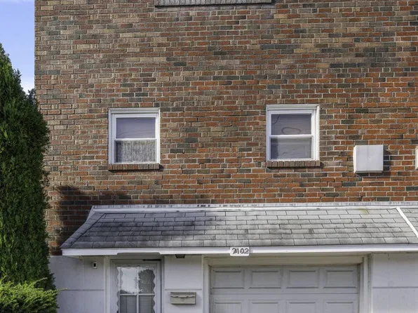 2102 Conwell Ave, Philadelphia, PA 19115