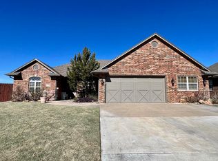 4820 Oakcrest Ave, Enid, OK 73703