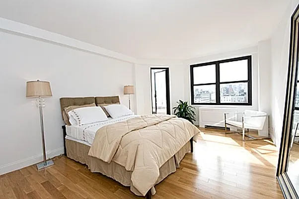 Sold by Nest Seekers International | media 9