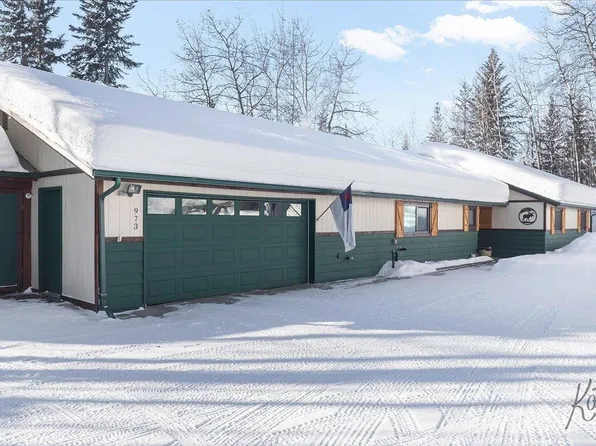 973 Lakloey Dr, North Pole, AK 99705