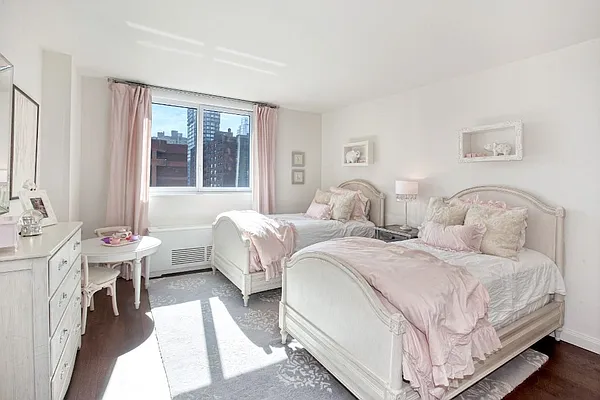 Rented by Taylor Real Estate Group, LLC | media 35