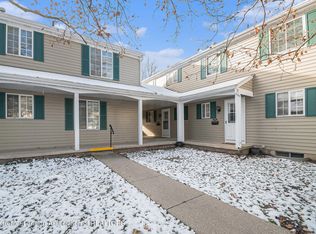 1714 Peppertree Ln #39, Lansing, MI 48912