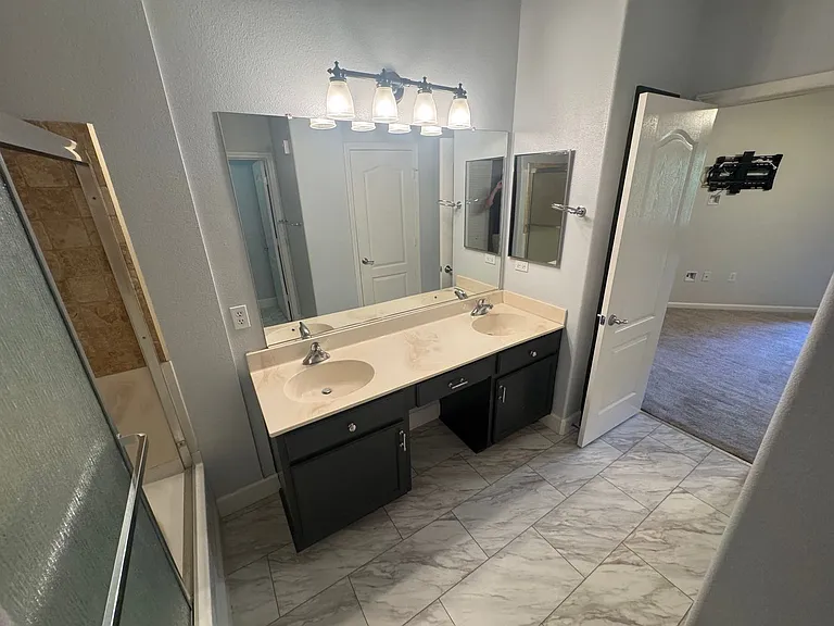 5350 Dunlay Dr #814 — Photo 22