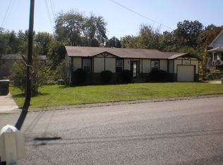 110 Cedarcrest Dr, Hendersonville, TN 37075