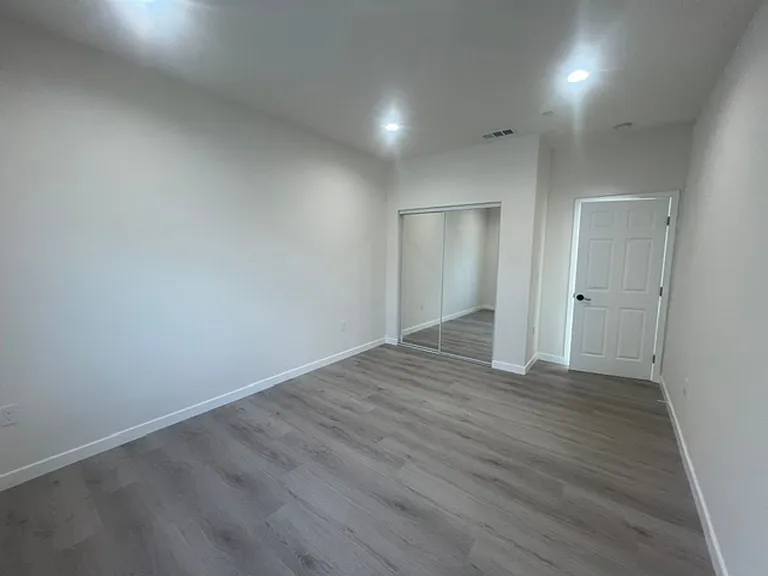 7317 -7321 Garden Grove Avenue — Photo 107