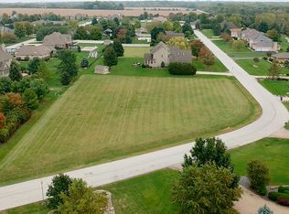 1040 Country Ln, Bourbonnais, IL 60914