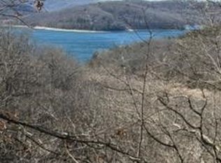 270 Jackson Ridge Rd #10, Eureka Springs, AR 72631