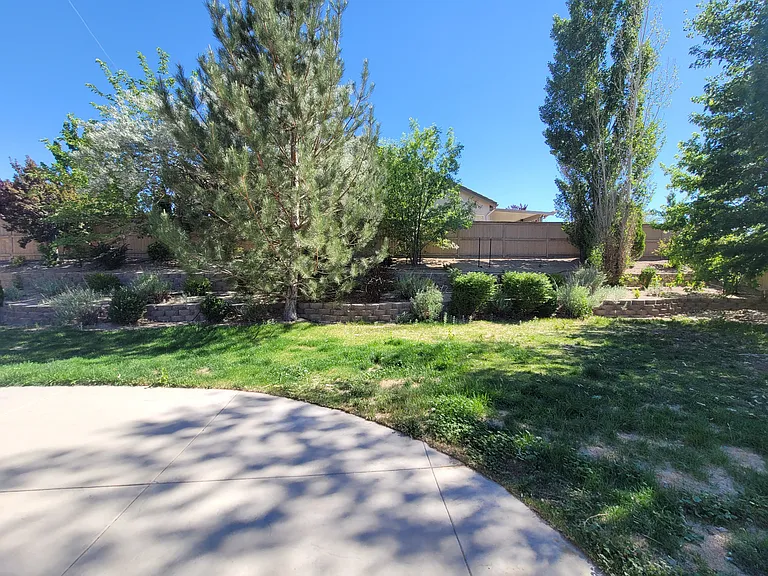 2770 Beach River Dr — Photo 23