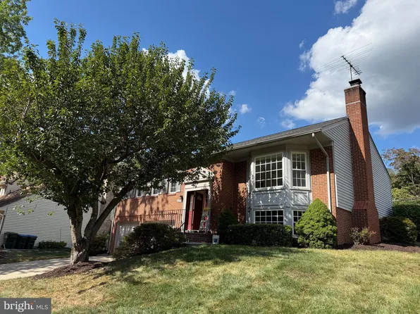 7633 Chancellor Way, Springfield, VA 22153