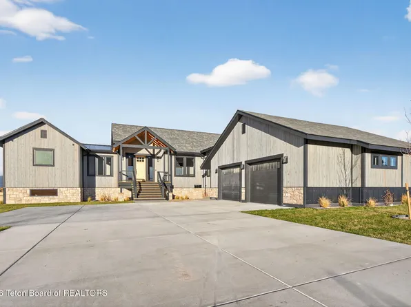 623 Royal Elk Cir, Victor, ID 83455