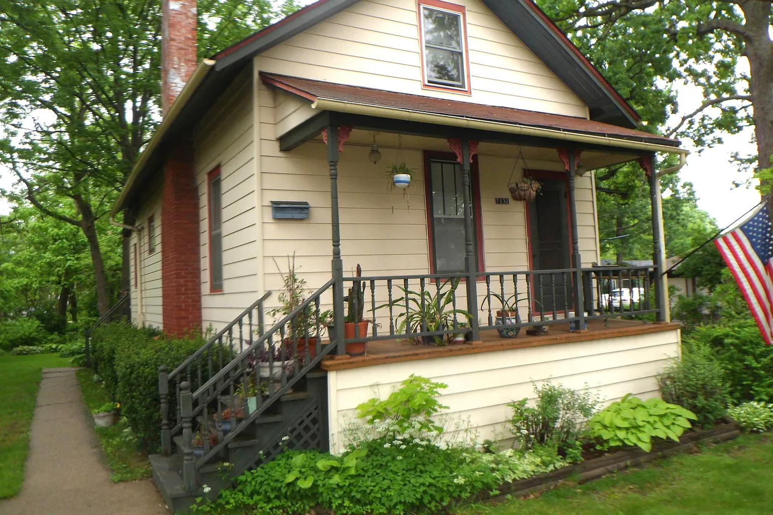 7132 W 110th St photo 1