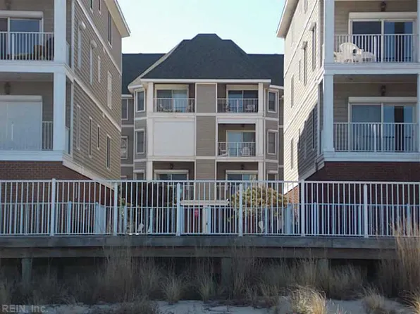 2421 Ocean Shore Cres APT 402, Virginia Beach, VA 23451