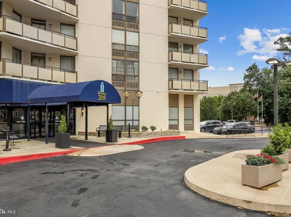 205 E Joppa Rd APT 207, Towson, MD 21286