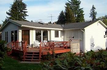 3rd image of 10928 NE 60th St