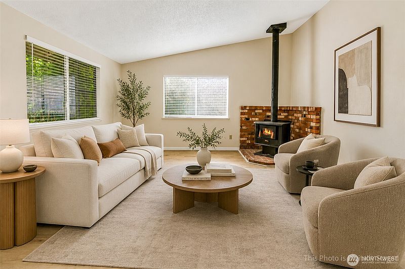 5th image of 4936 Cottage Lane SE