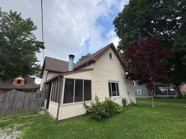 8724 Shelby St, Indianapolis, IN 46227