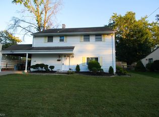 5 Fordham Rd, Somerset, NJ 08873