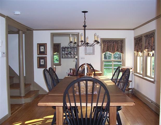 Dining room with random width floors