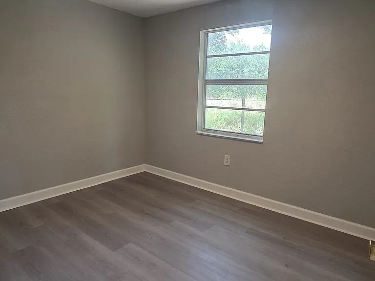101 S Forest St #1 — Photo 9