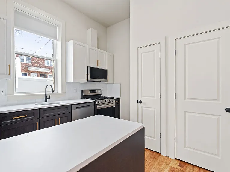 150 W Side Ave #1 — Photo 7