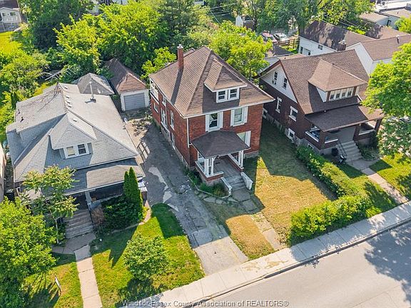 5th image of 540 Campbell Ave