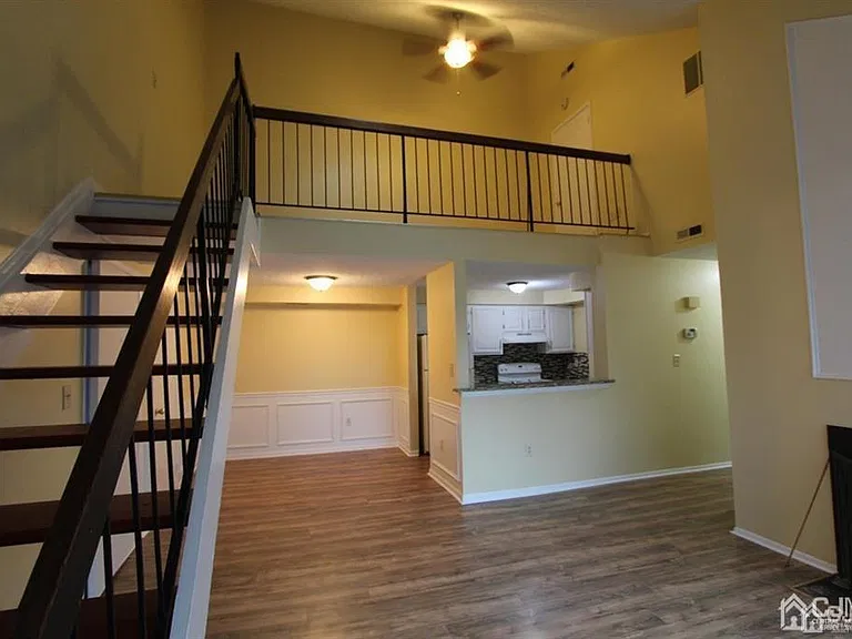 1618 Aspen Dr — Photo 5