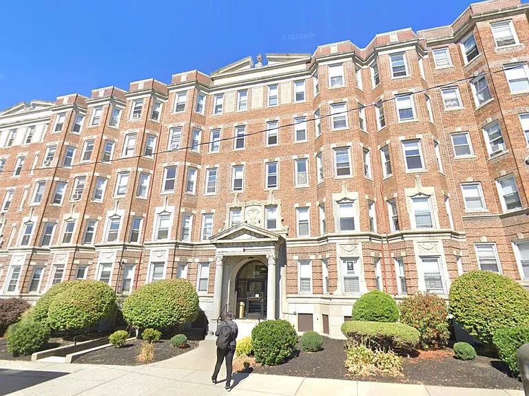 1111 Boylston St #22 — Photo 9