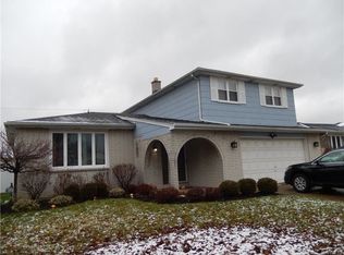 94 S Transit Hill Dr, Depew, NY 14043