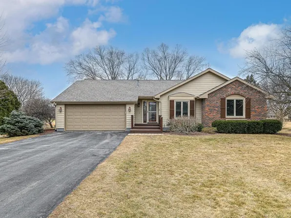 N6029 Balsam DRIVE, Elkhorn, WI 53121