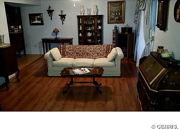 5th image of 322 Chadlee Dr