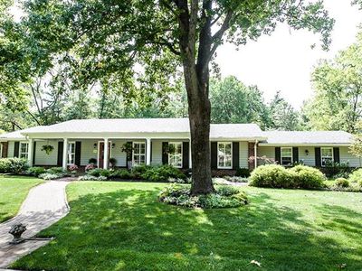 1914 Firethorn Dr, Saint Louis, MO, 63131