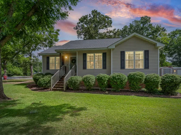 109 Hilldale Ave, Laurens, SC 29360