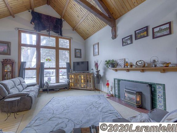 3rd image of 920 S 13th St