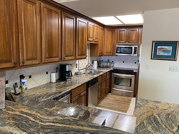 4th image of 146 Crooked Stick Ln