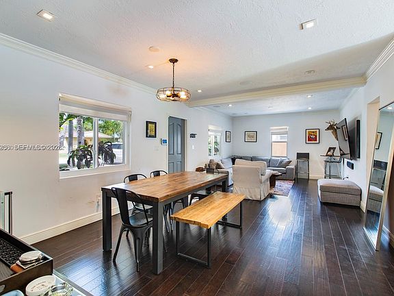 5th image of 6530 SW 43rd St