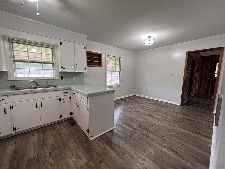 2398 Turkey Creek Rd — Photo 7