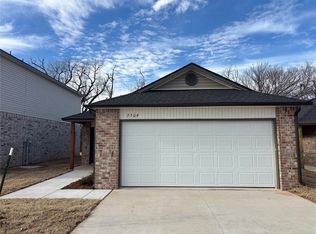 3309 Little Creek Dr, Mustang, OK 73064